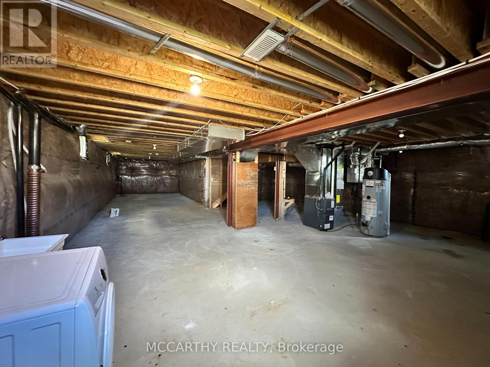 324 Moody Street Property Photo 25