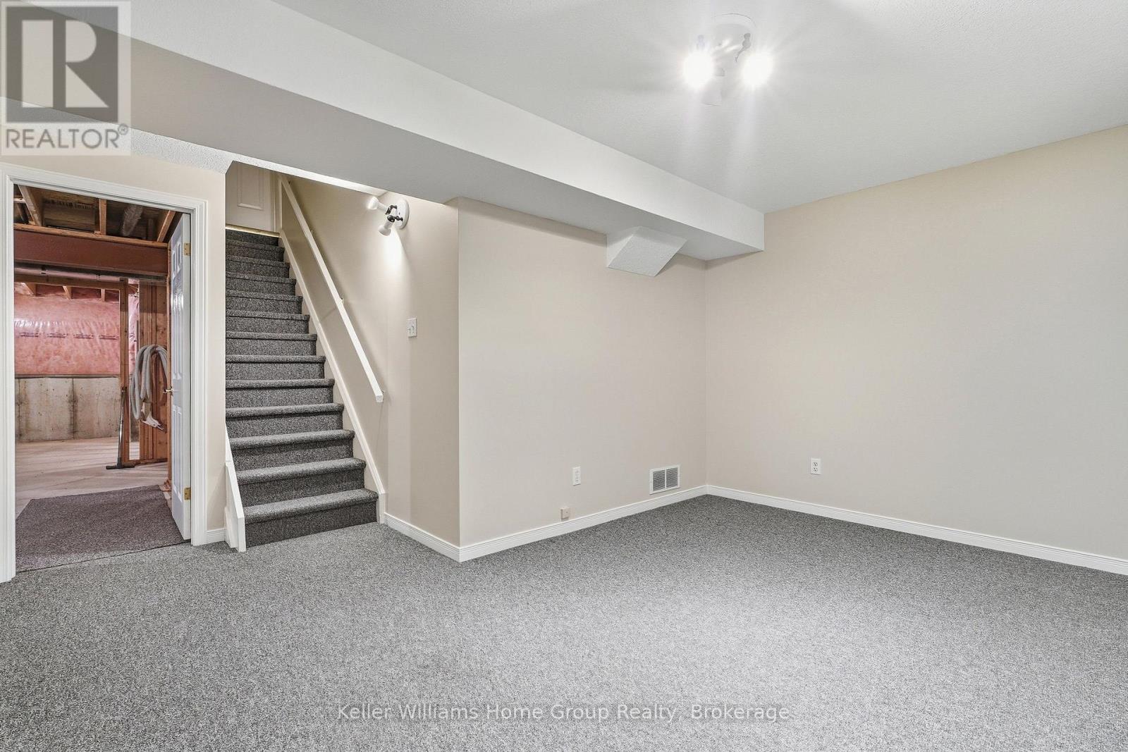 20 - 784 Gordon Street Property Photo 27