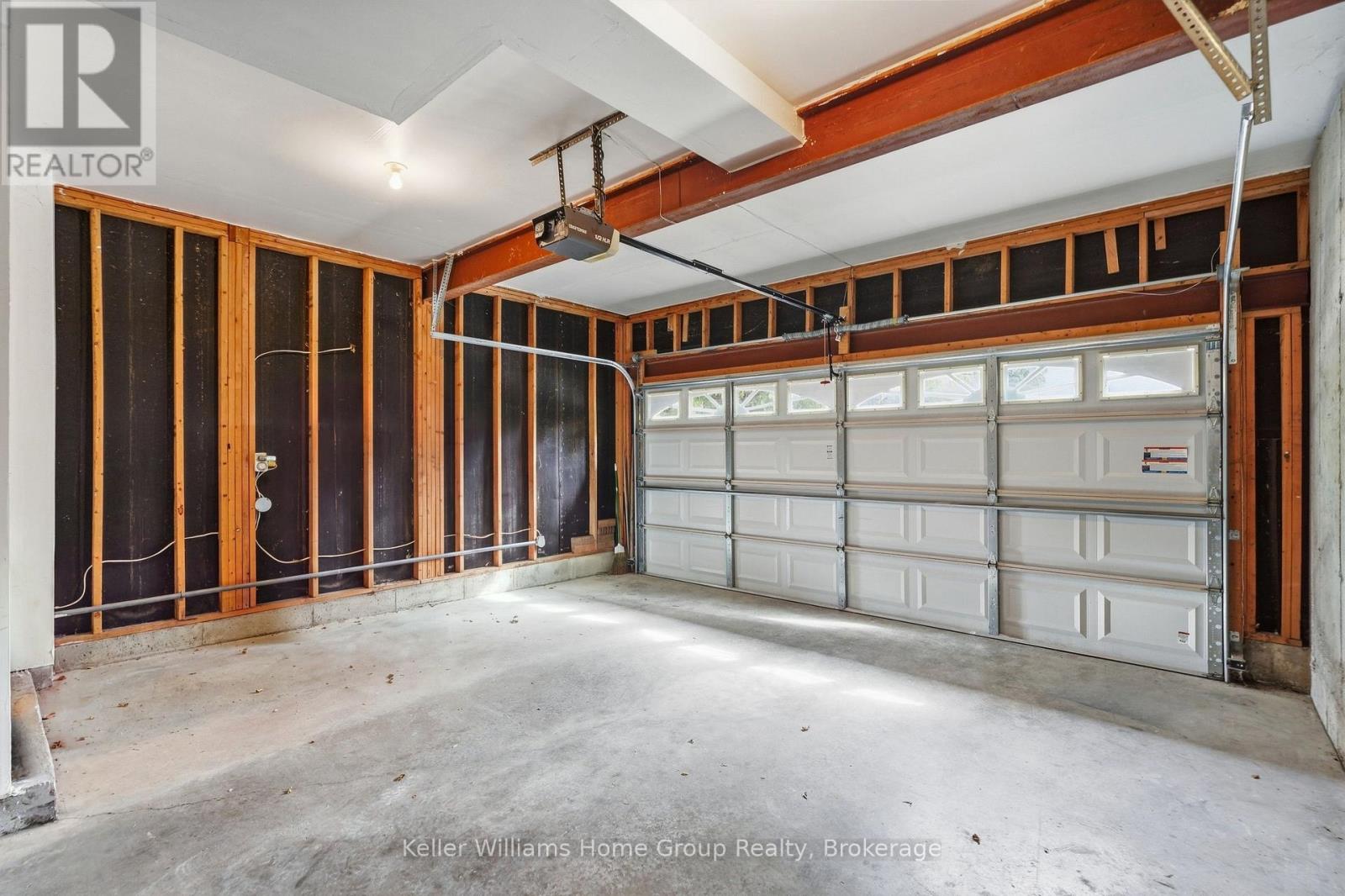 20 - 784 Gordon Street Property Photo 29