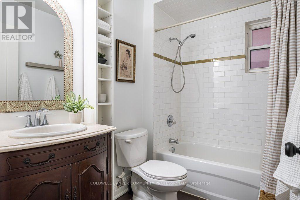 132 Herkimer Street Property Photo 36