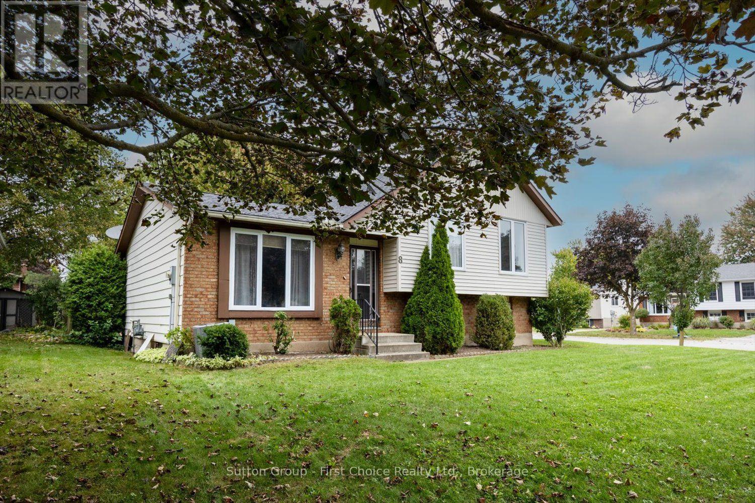 8 Sargint Street Property Photo 2