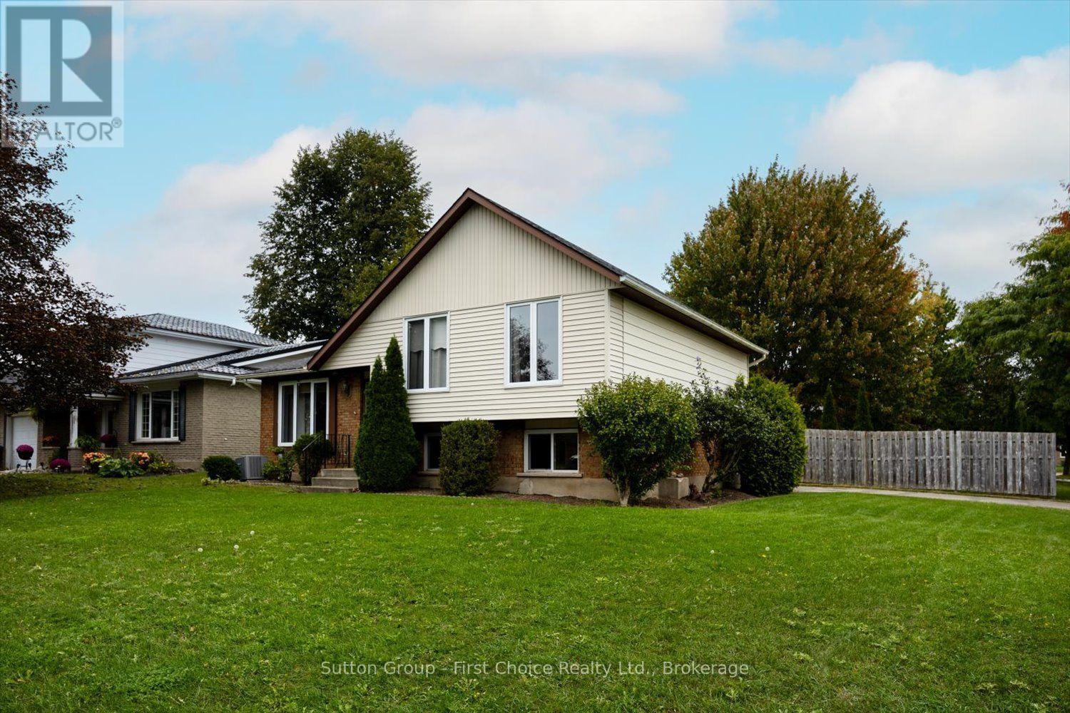 8 Sargint Street Property Photo 4