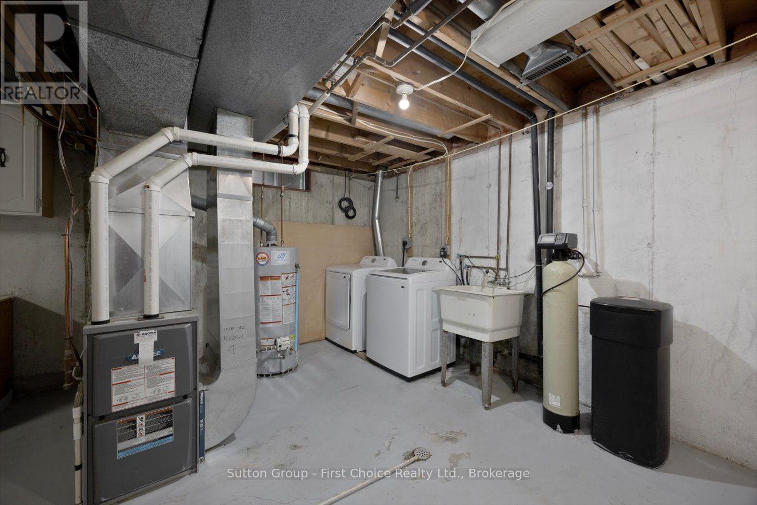 8 Sargint Street Property Photo 21