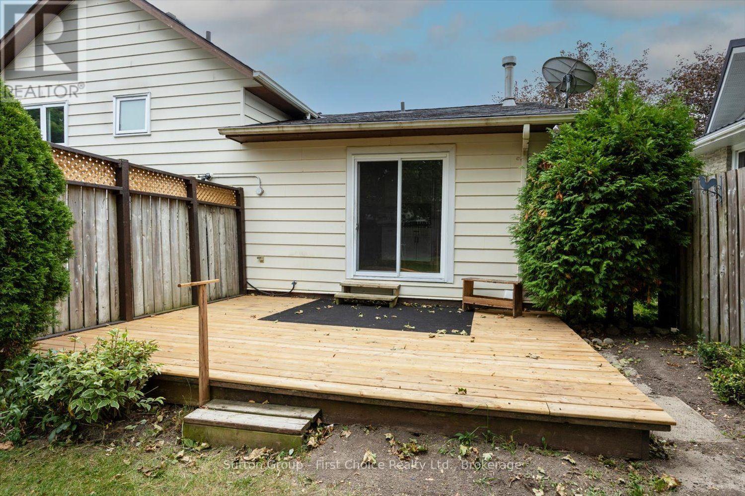 8 Sargint Street Property Photo 25