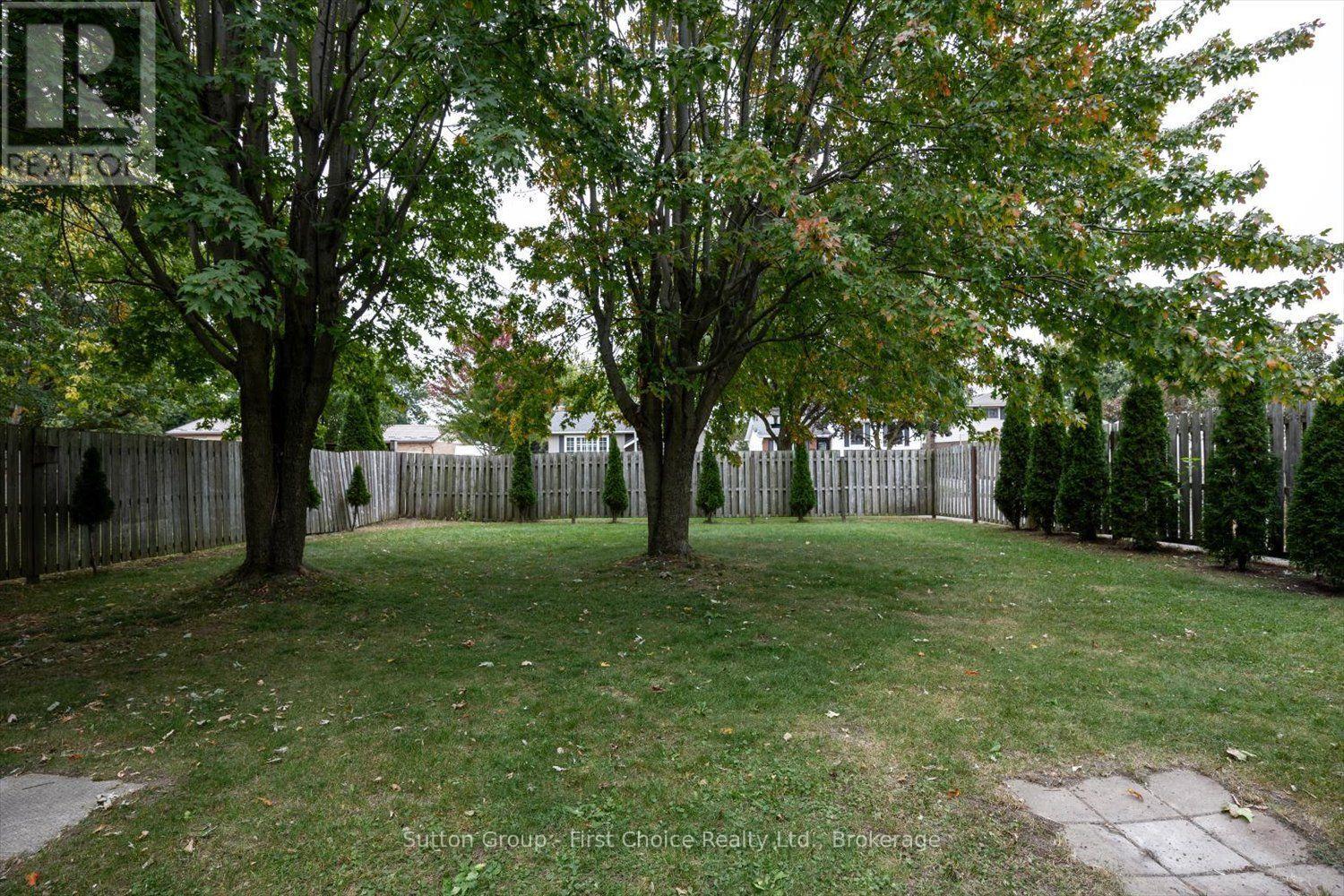 8 Sargint Street Property Photo 31