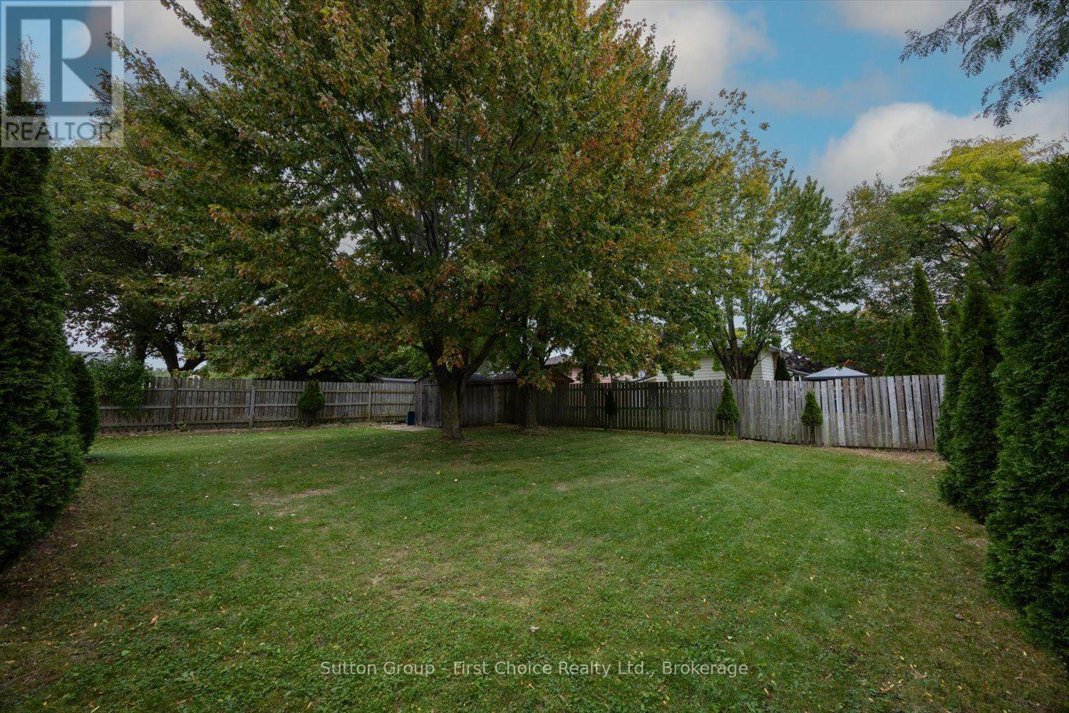 8 Sargint Street Property Photo 33