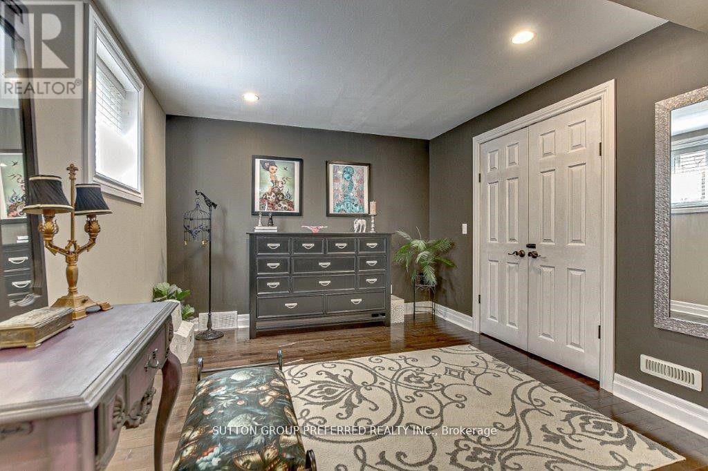 73 Fifth Avenue Property Photo 31