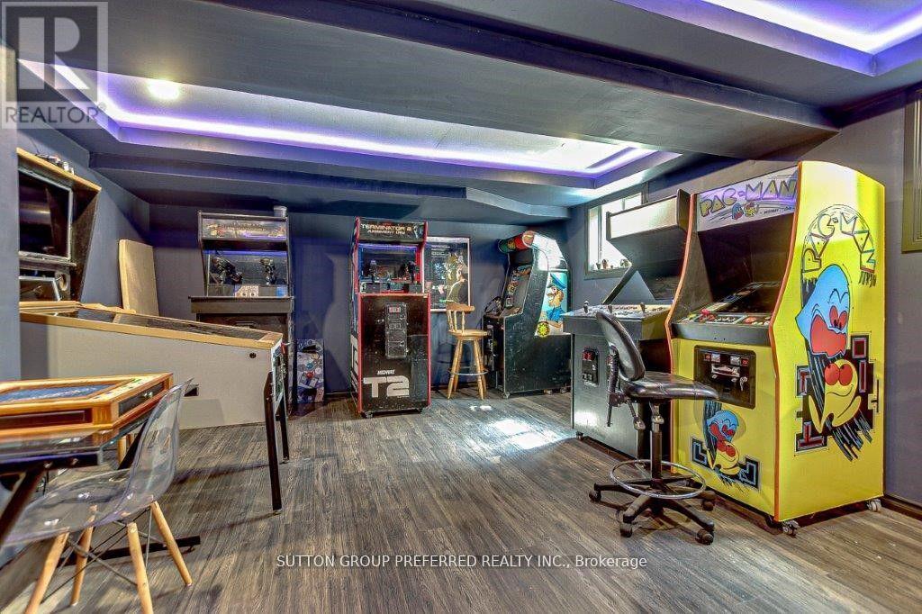 73 Fifth Avenue Property Photo 40