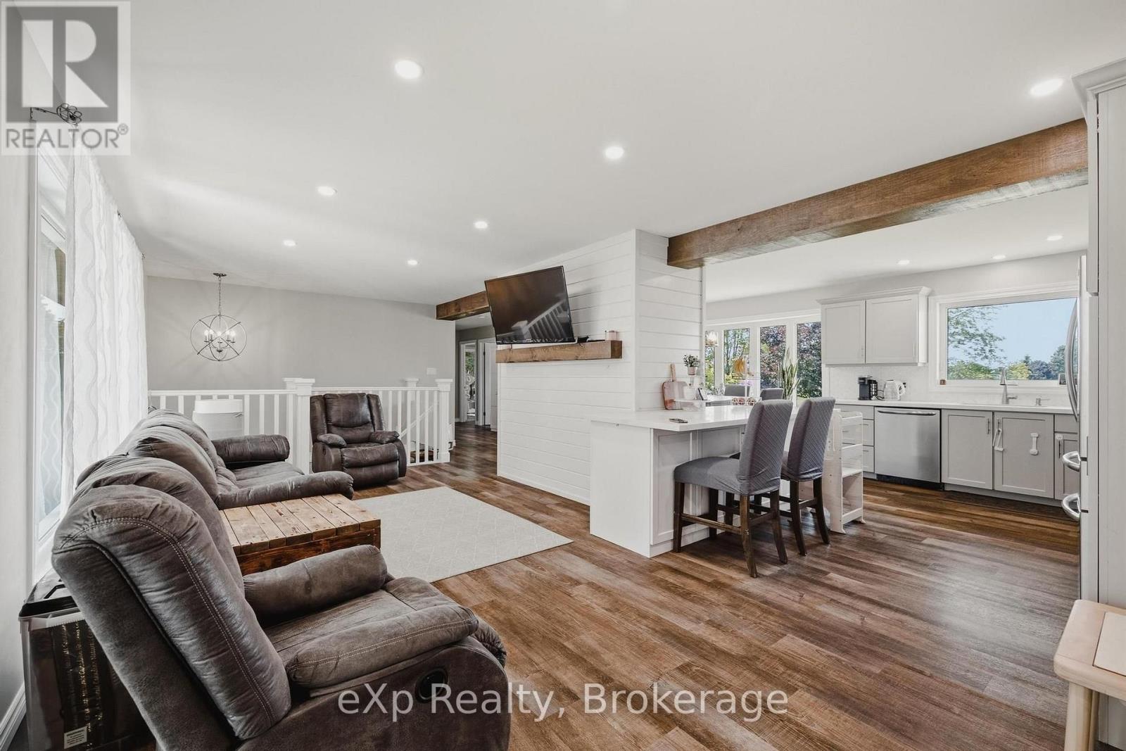 146534 Southgate 14 Road Property Photo 13
