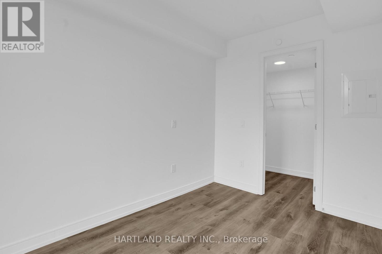 928 - 1 Jarvis Street Property Photo 9