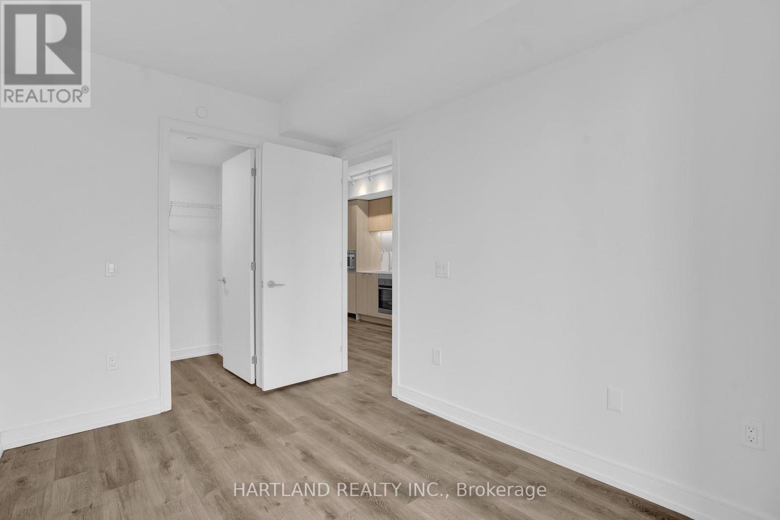 928 - 1 Jarvis Street Property Photo 10