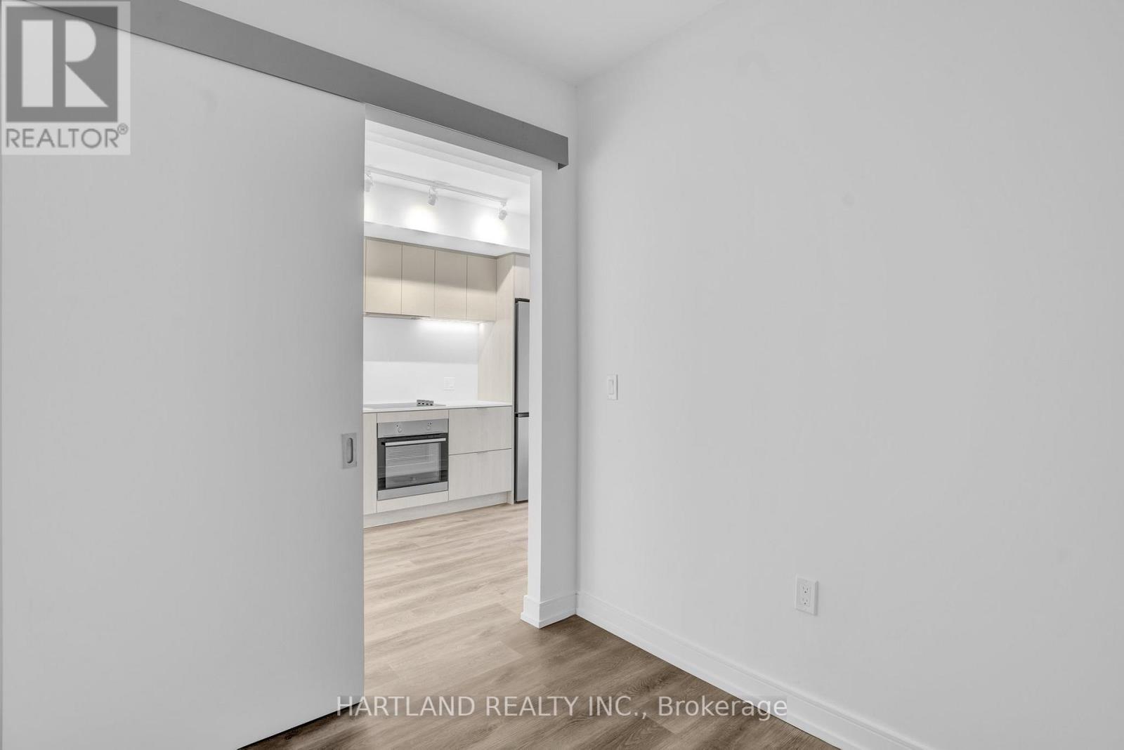 928 - 1 Jarvis Street Property Photo 12