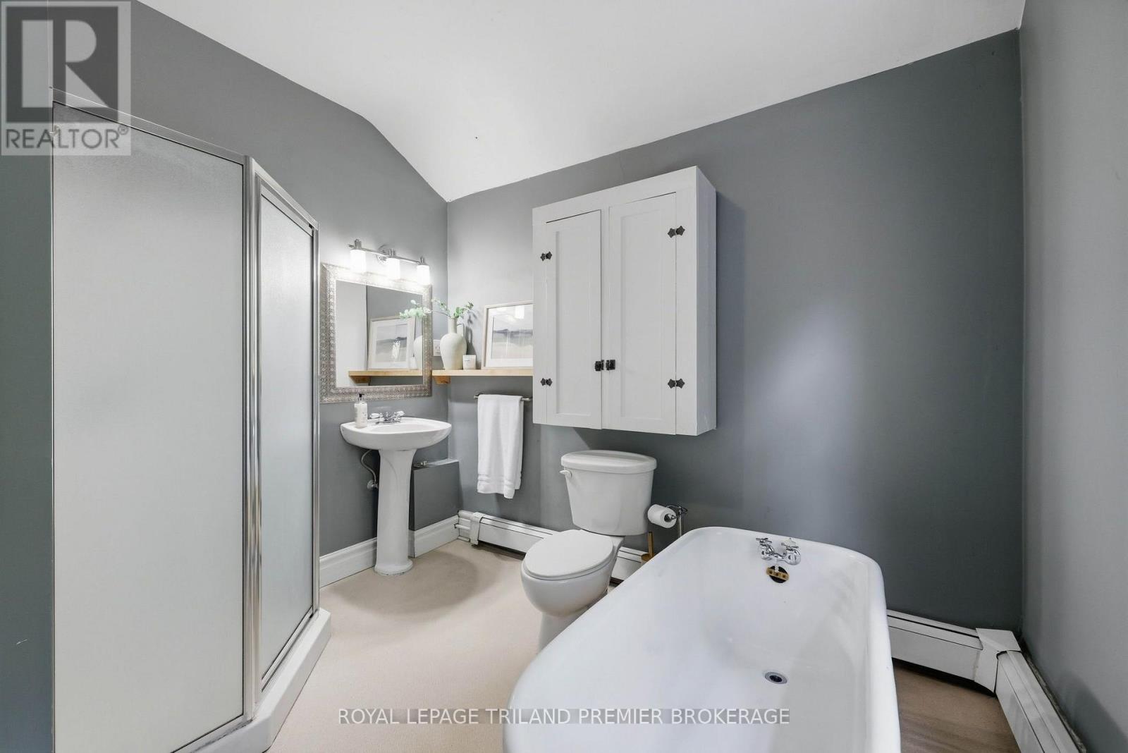 28 Stanley Street Property Photo 28