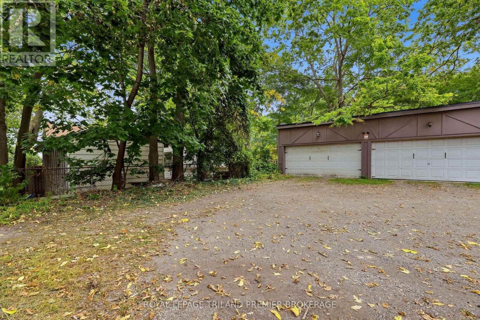 28 Stanley Street Property Photo 38