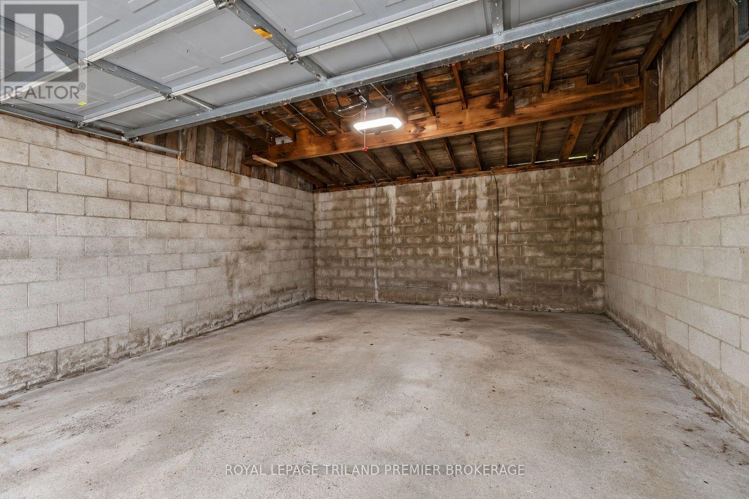 28 Stanley Street Property Photo 40