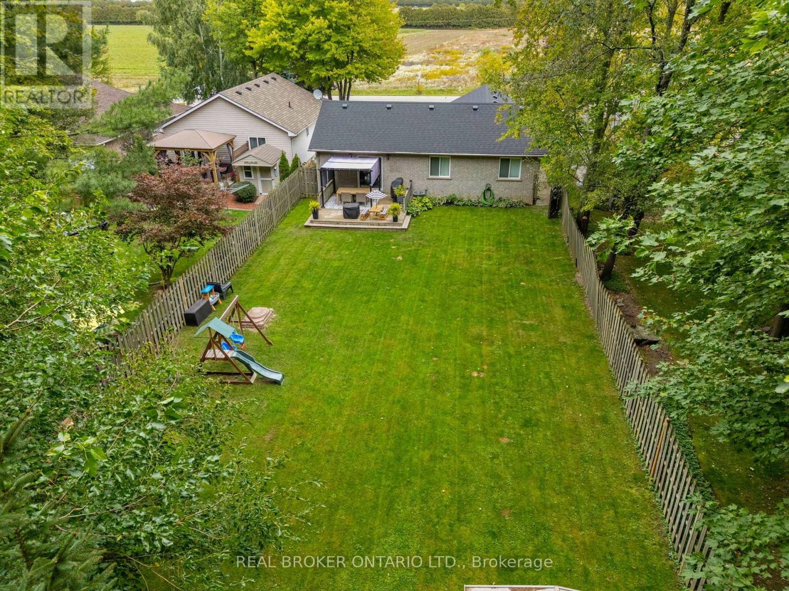 53 Hawtrey Road N Property Photo 29