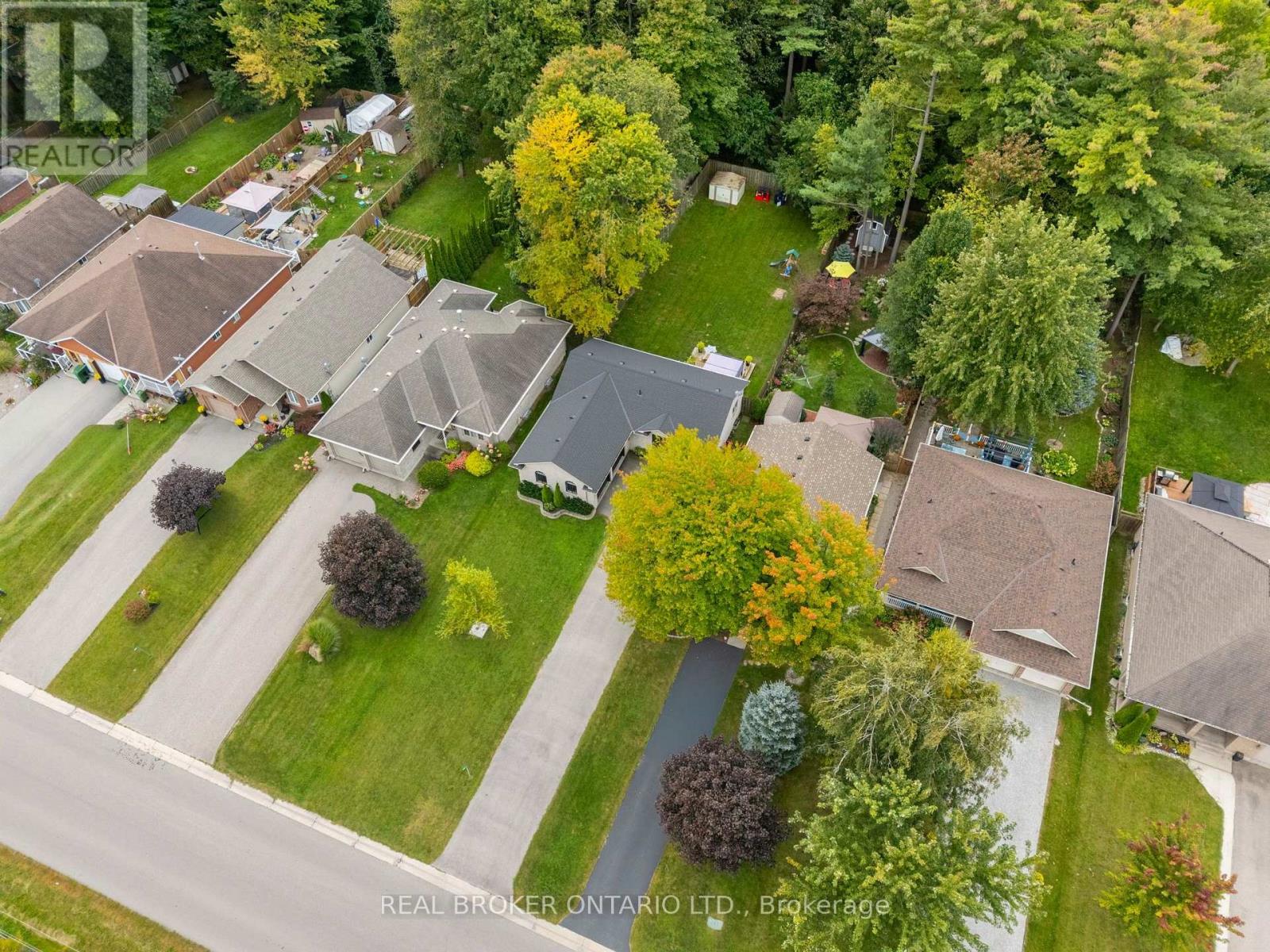 53 Hawtrey Road N Property Photo 31
