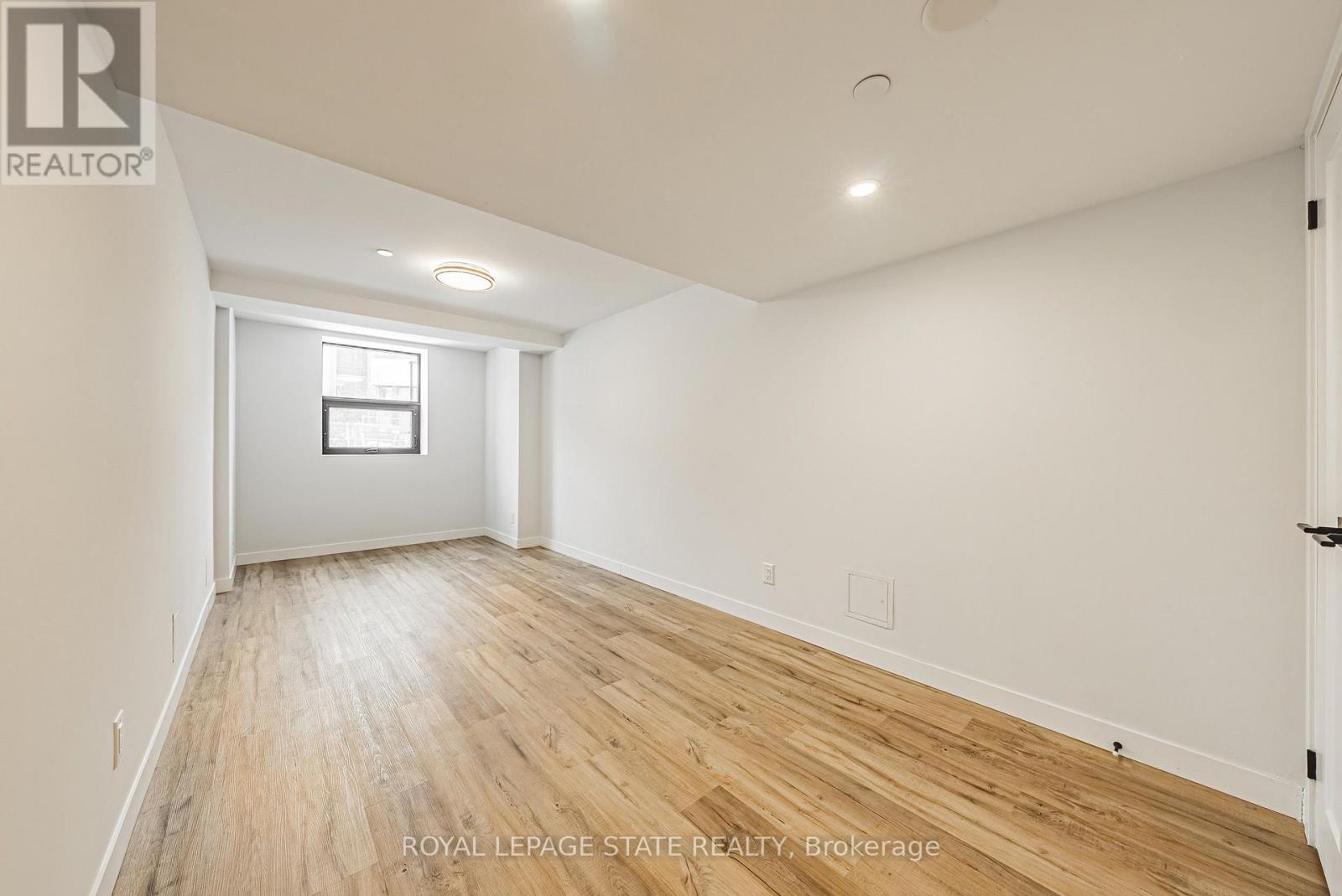101 - 555 Sanatorium Road Property Photo 16