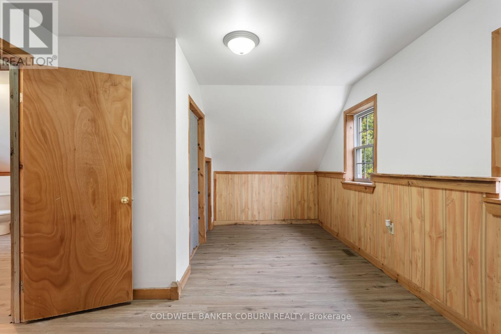 544 Craig Road Property Photo 22