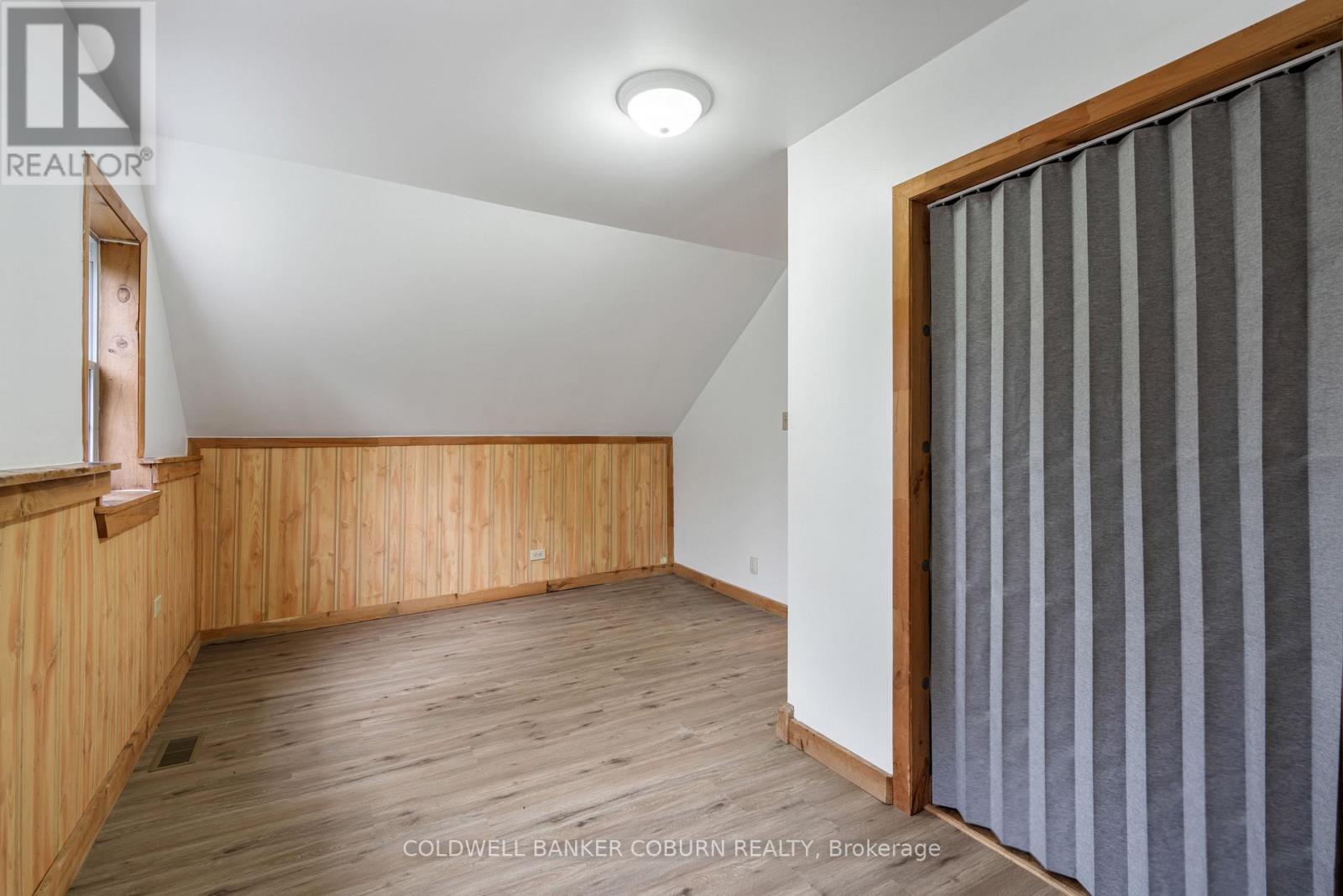 544 Craig Road Property Photo 23