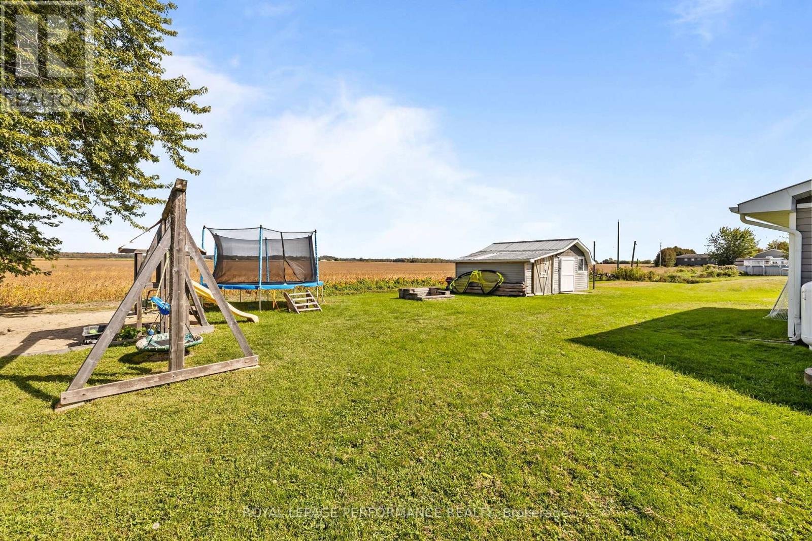 1897 Champlain Road Property Photo 34