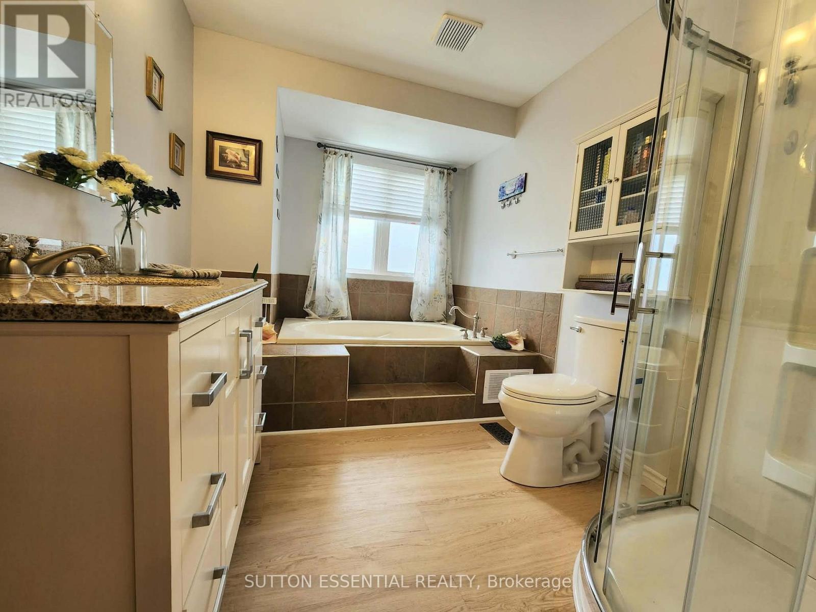 5128 Meadowland Drive Property Photo 22
