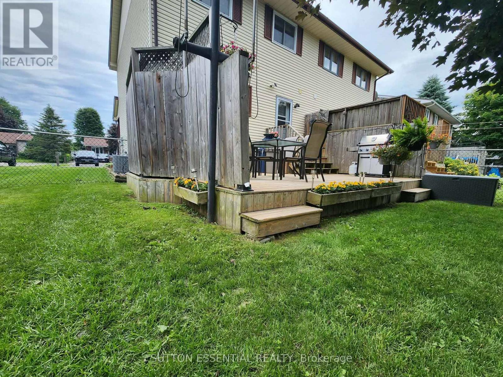 5128 Meadowland Drive Property Photo 28
