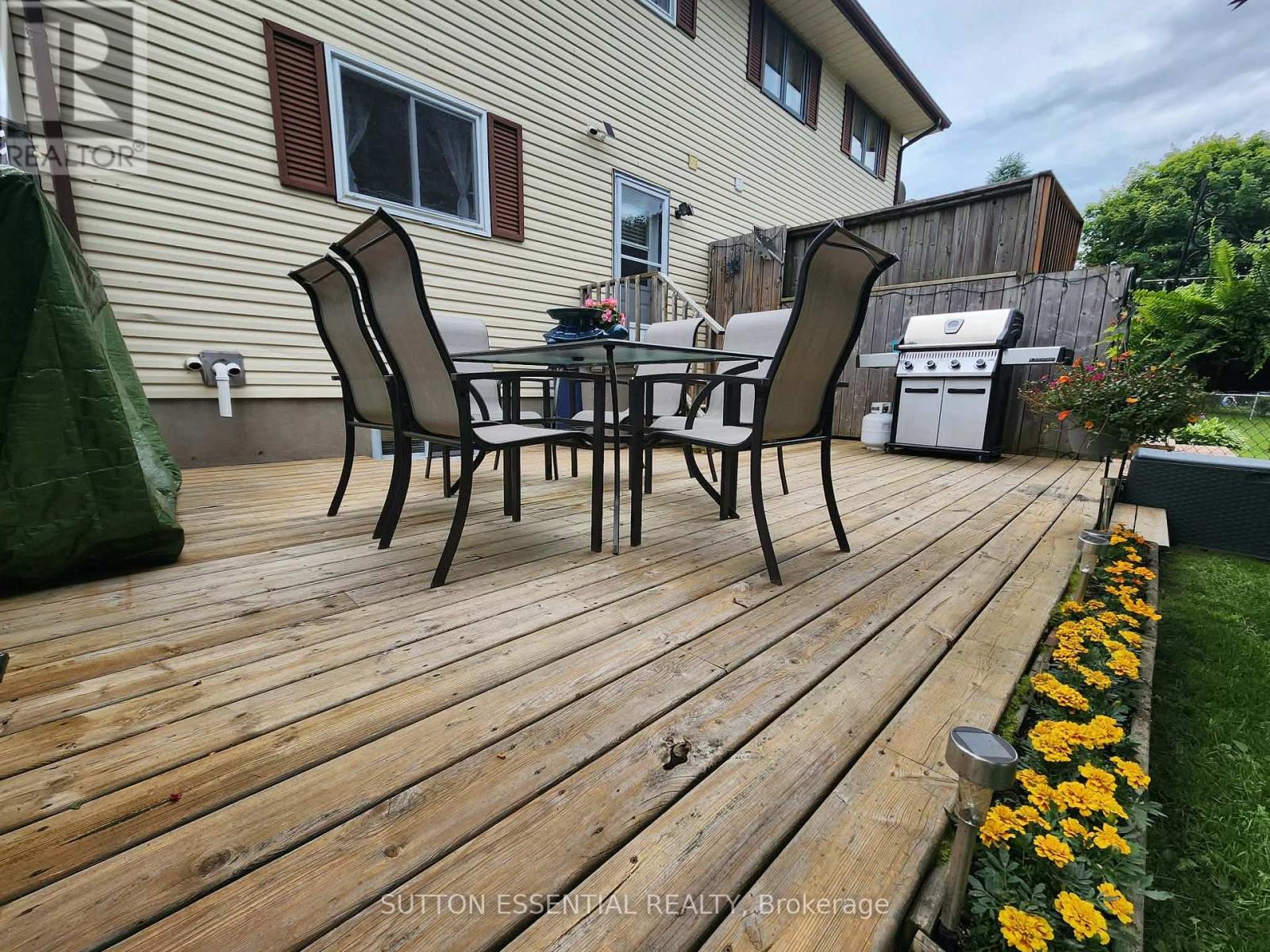 5128 Meadowland Drive Property Photo 29