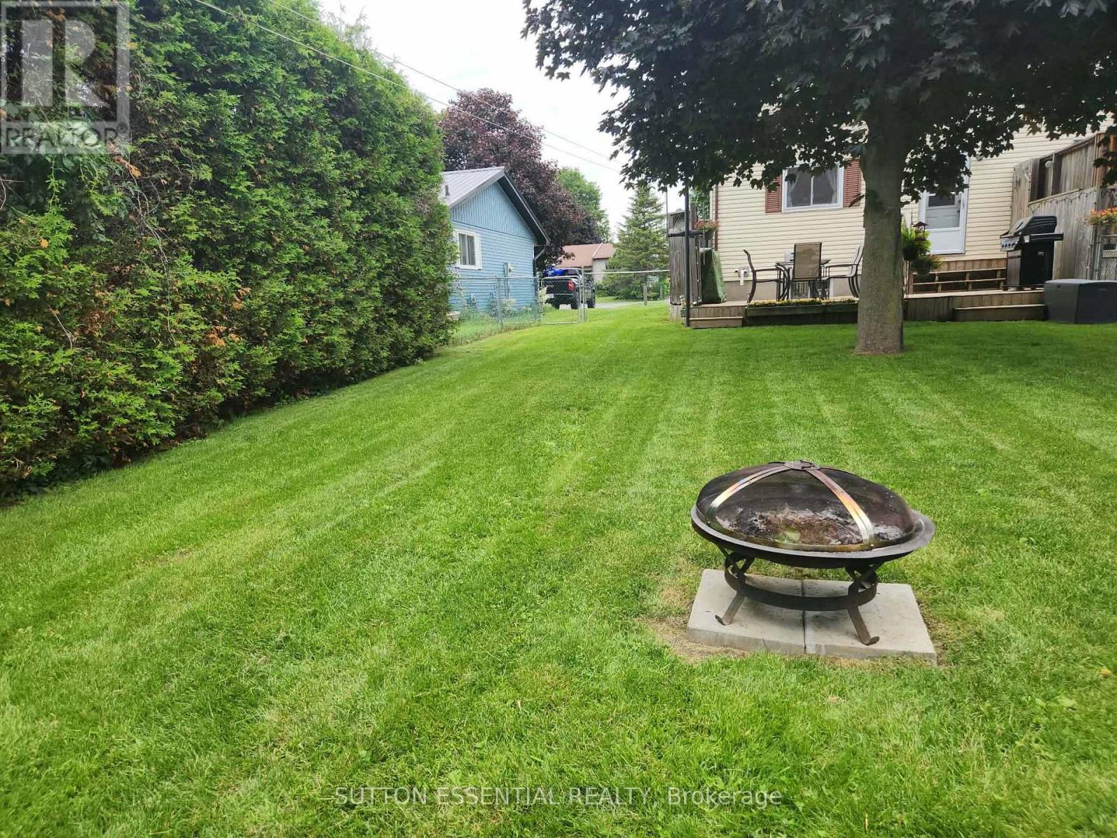 5128 Meadowland Drive Property Photo 32