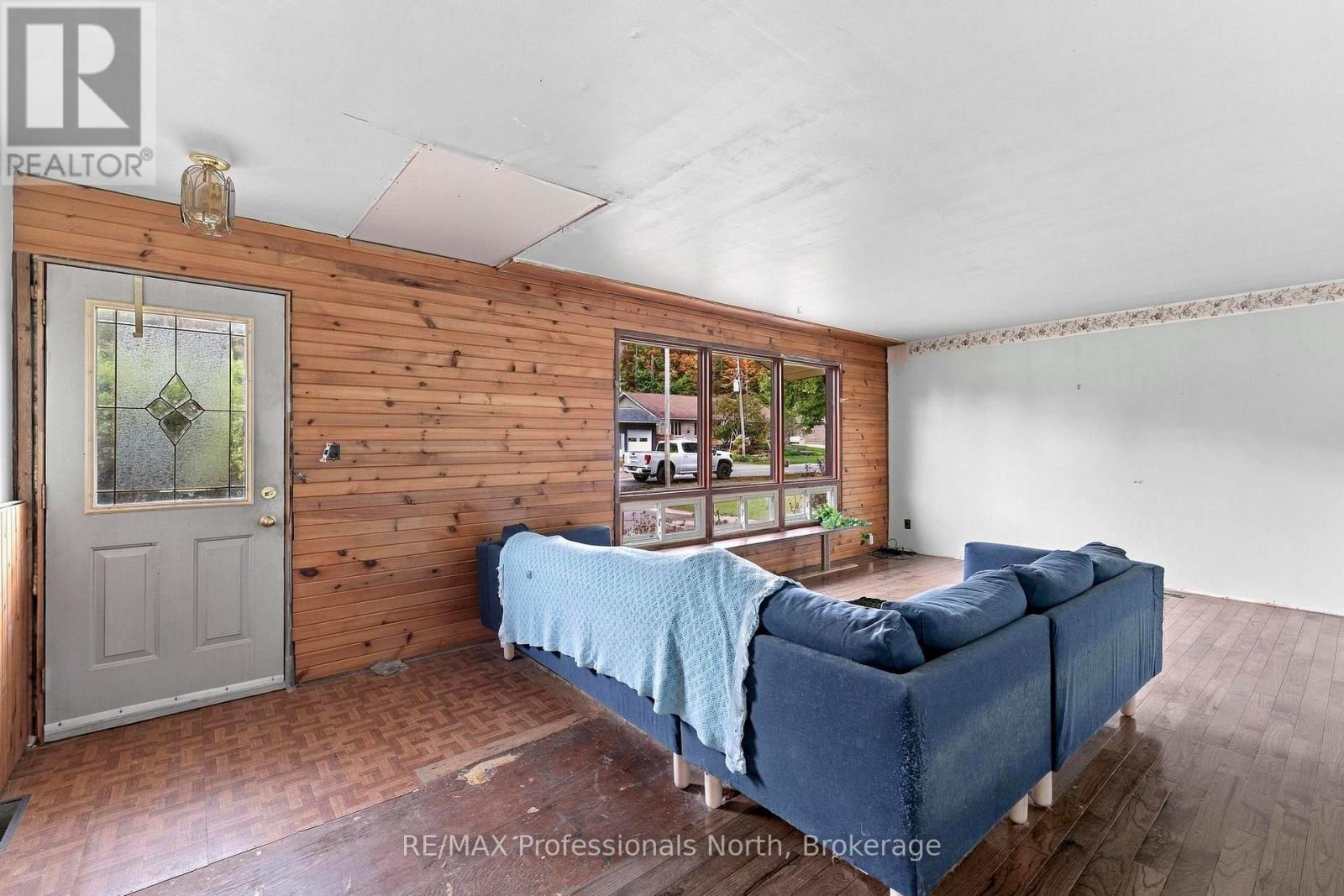 23 Vintage Crescent Property Photo 10