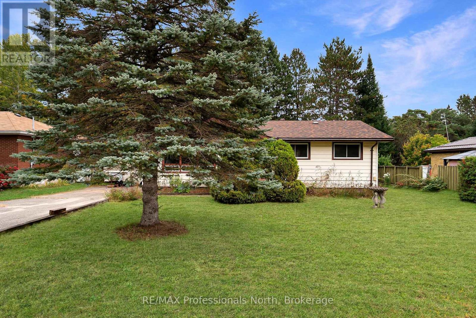 23 Vintage Crescent Property Photo 35
