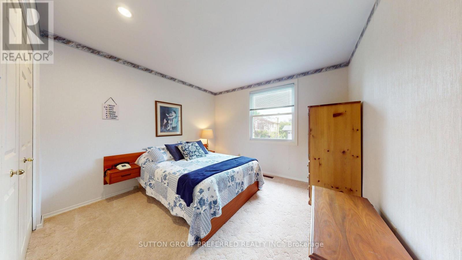 573 Jamaica Court Property Photo 26