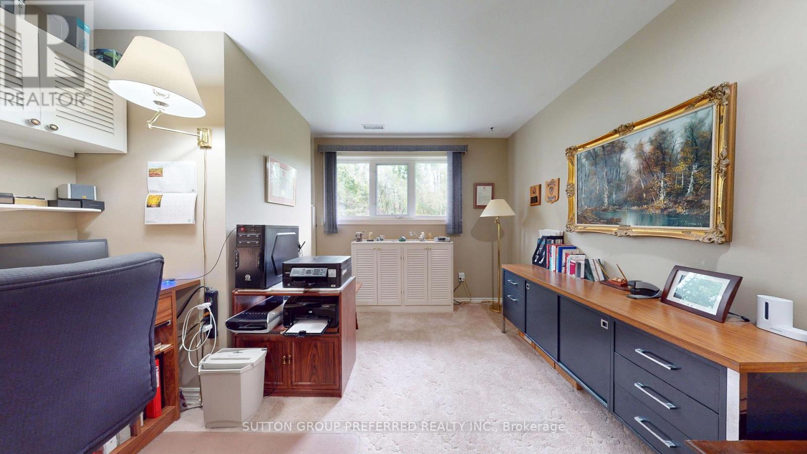 573 Jamaica Court Property Photo 35