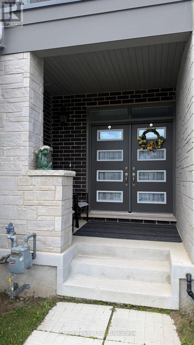 74 Forestwalk Street Property Photo 2