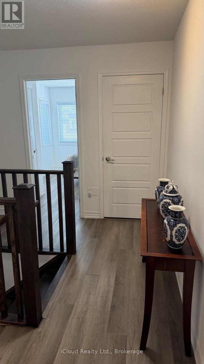 74 Forestwalk Street Property Photo 13