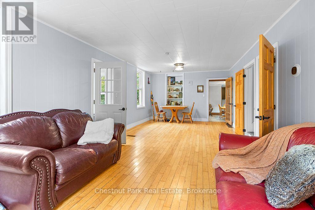138237 Grey Road 112 Property Photo 13