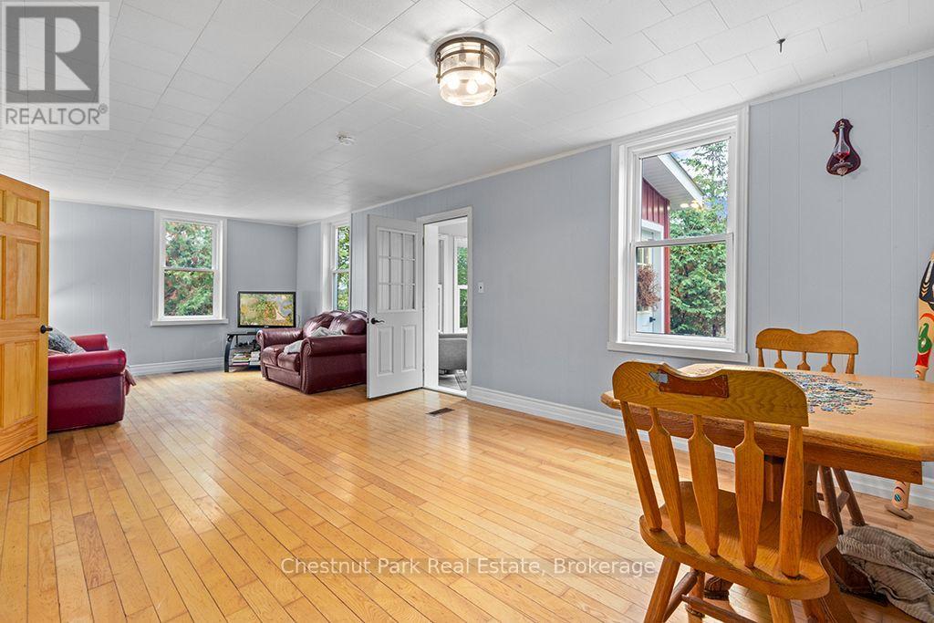 138237 Grey Road 112 Property Photo 14