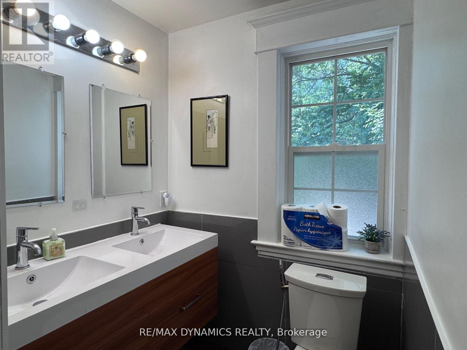5463 Palmer Avenue Property Photo 16