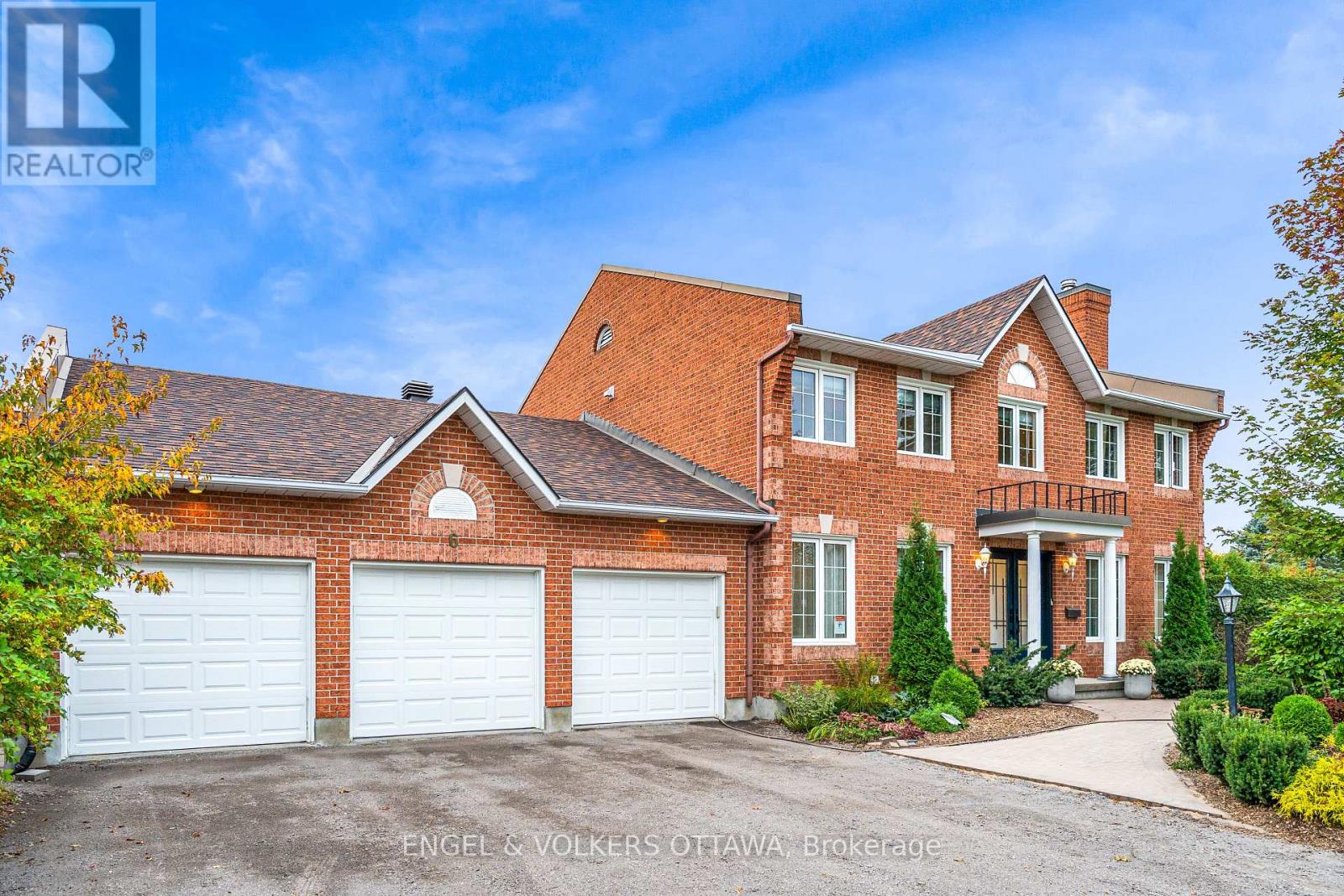 6 Holly Ridge Property Photo 1