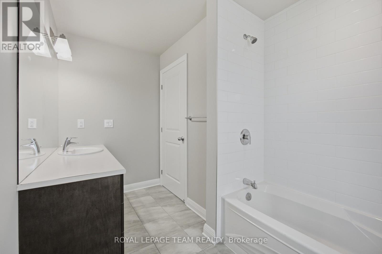 373 Huntsville Drive Property Photo 40