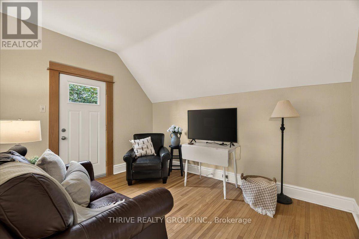 41 Victor Street Property Photo 27