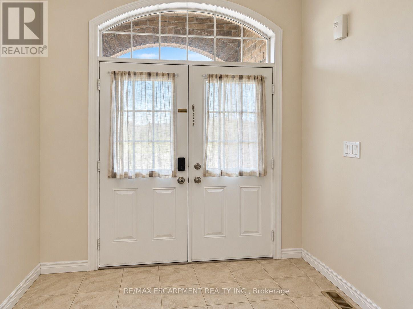 81 Bellagio Avenue Property Photo 4
