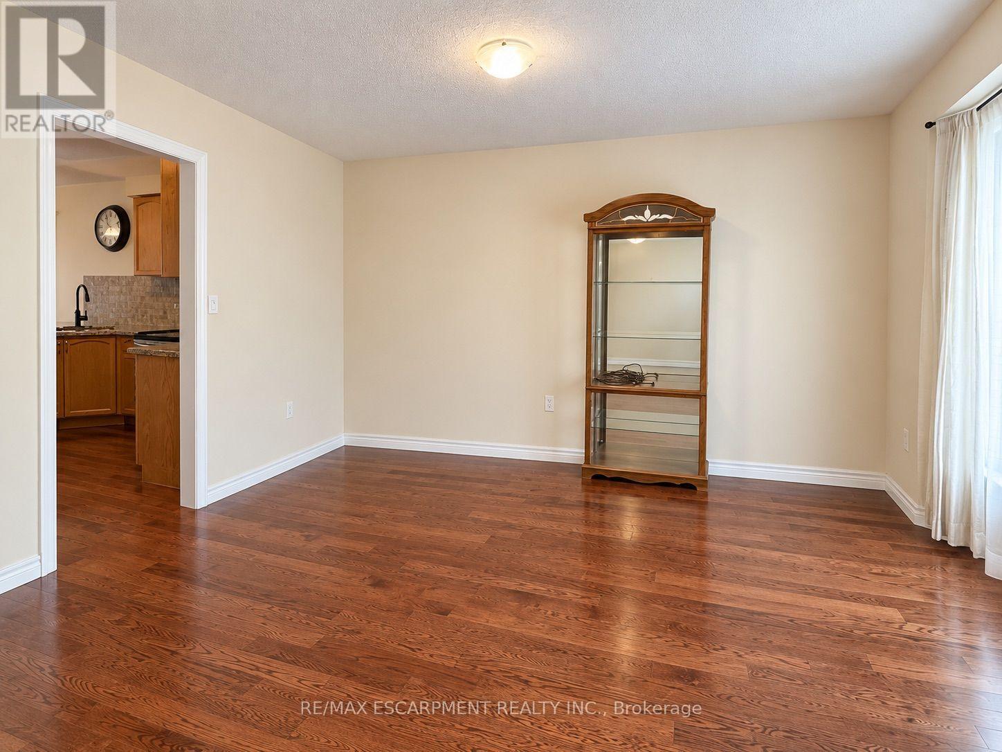 81 Bellagio Avenue Property Photo 6