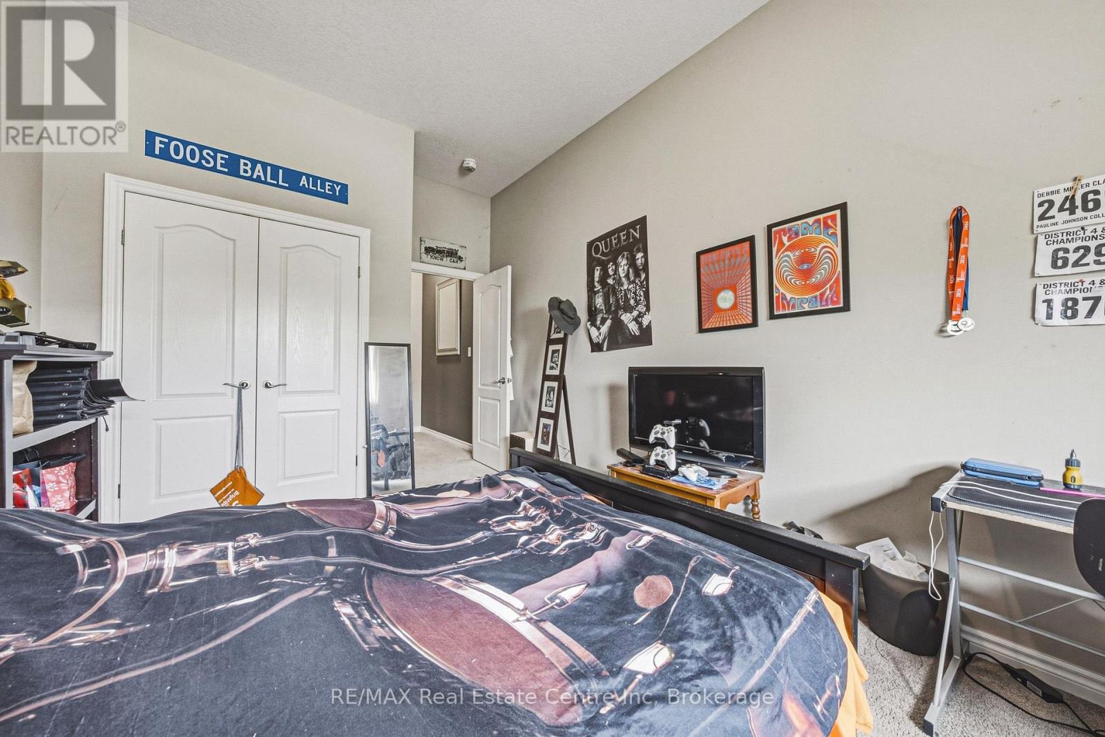 93 Couling Crescent Property Photo 17