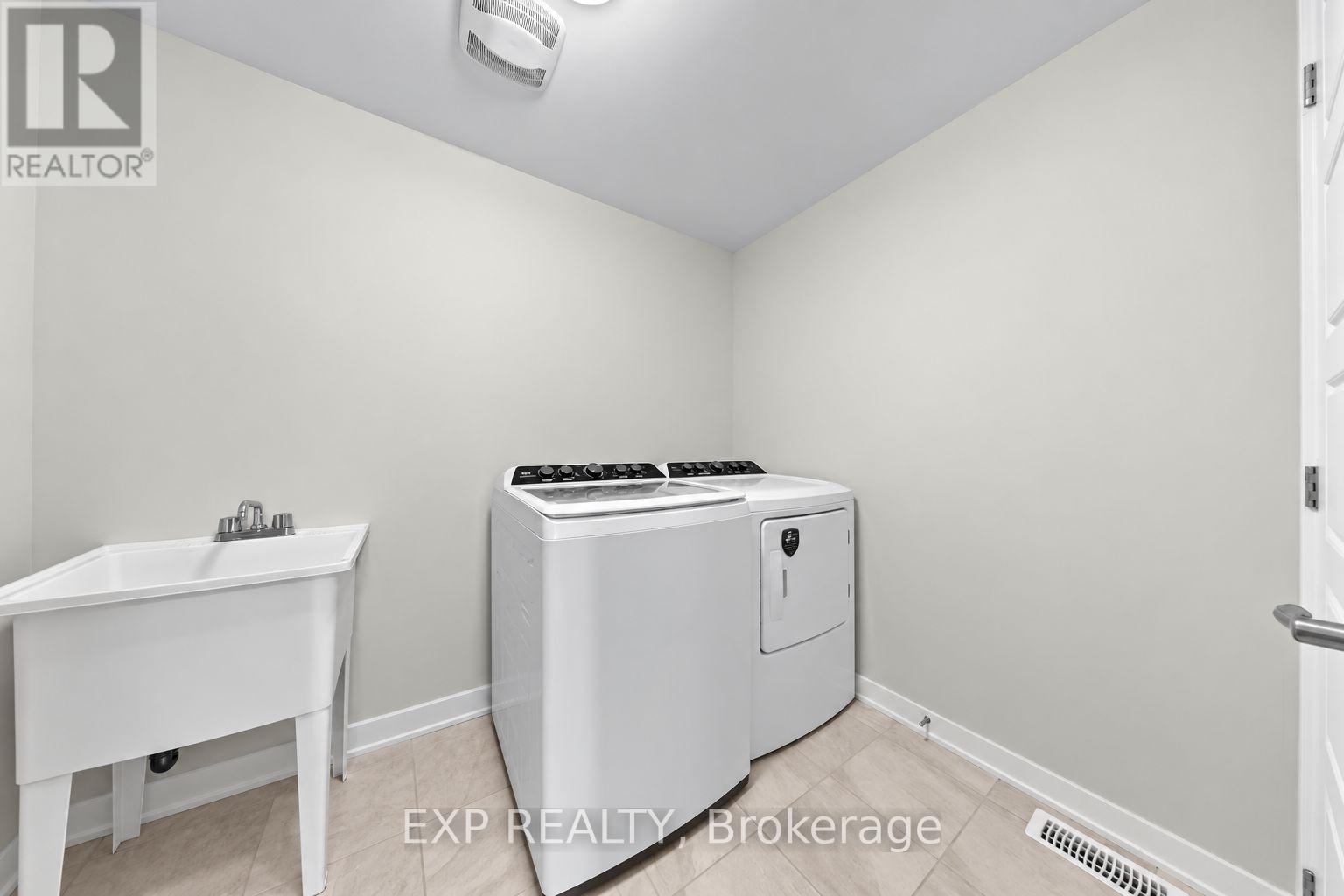 615 Quilter Row Property Photo 6