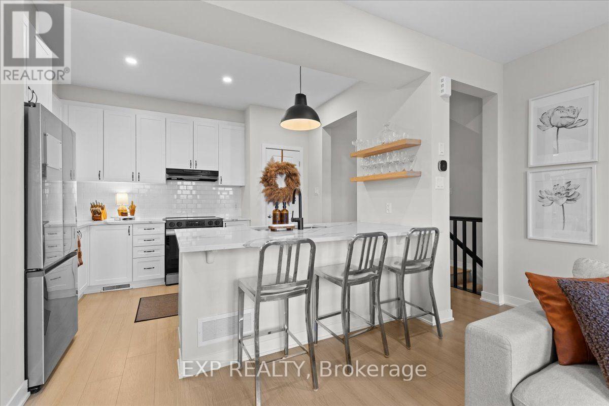 615 Quilter Row Property Photo 12