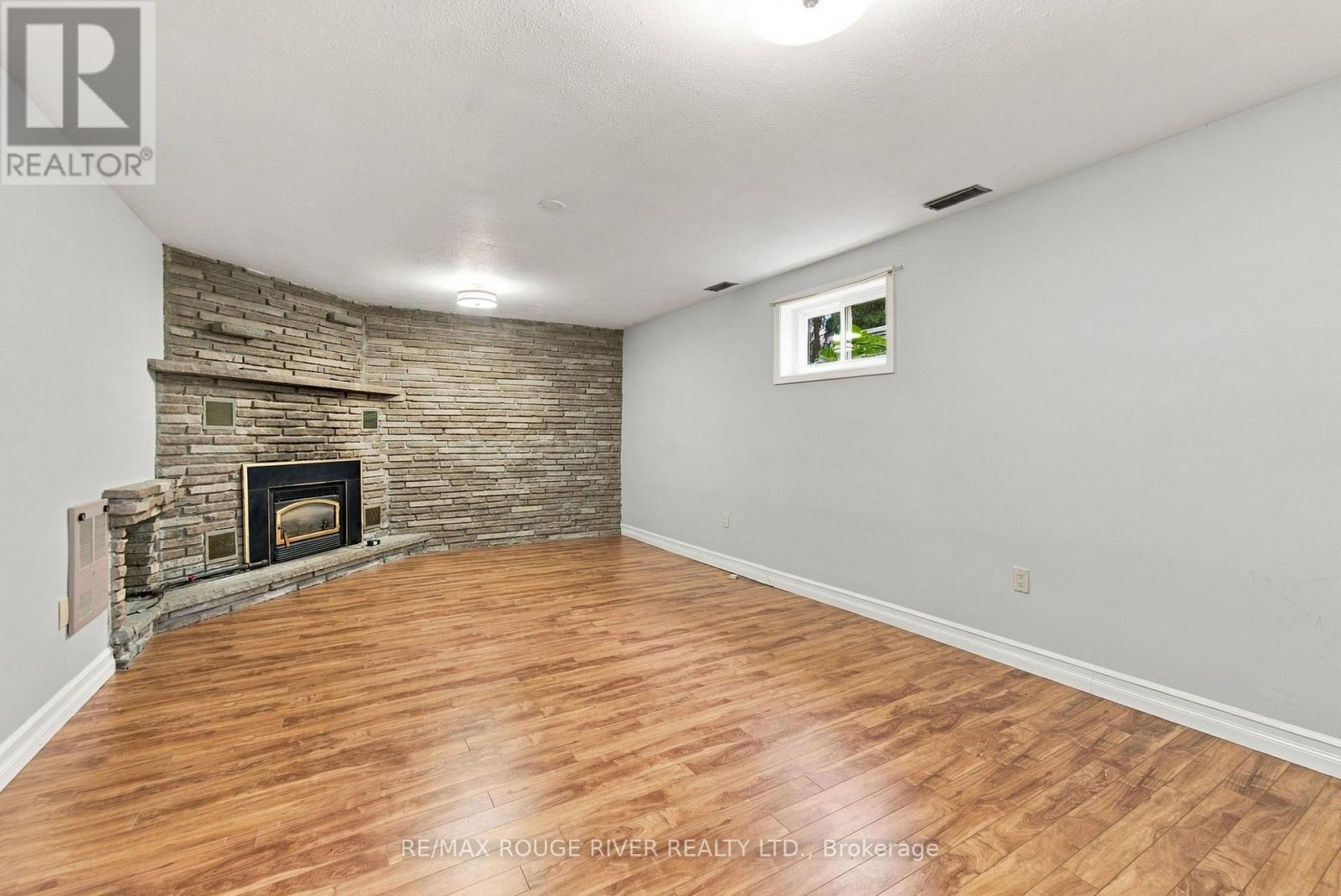 2311 Division Street N Property Photo 35