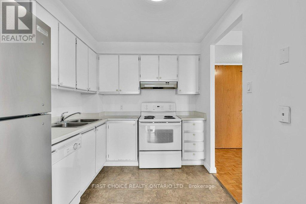 1208 - 2871 Richmond Road Property Photo 18