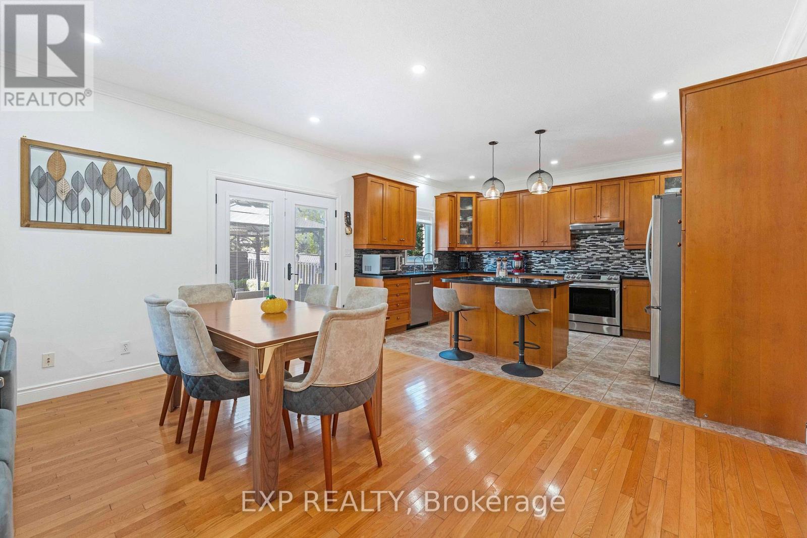 577 Waterton Drive Property Photo 11