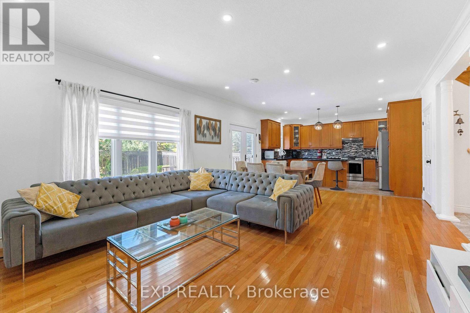 577 Waterton Drive Property Photo 12